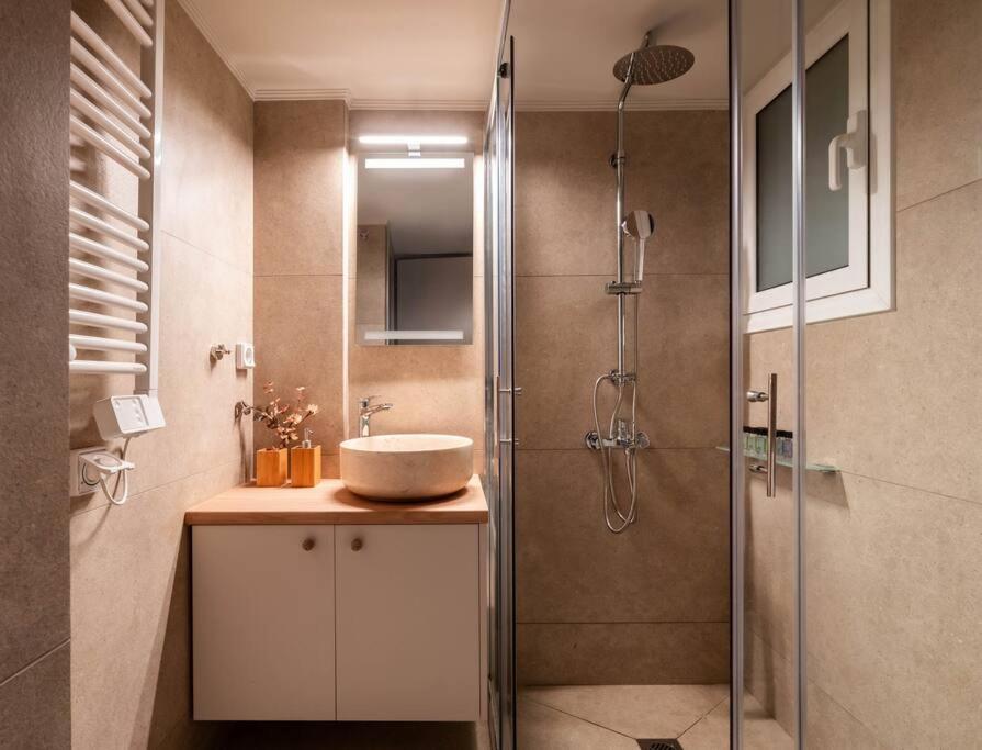 Delightful Sense 2bd In Kolonaki 7 Min To Metro Appartement *